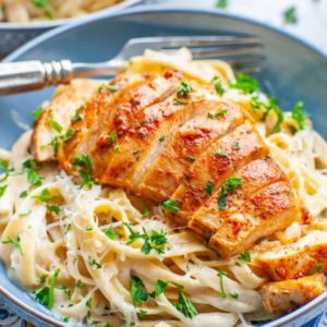 SPAGHETTI ALFREDO
